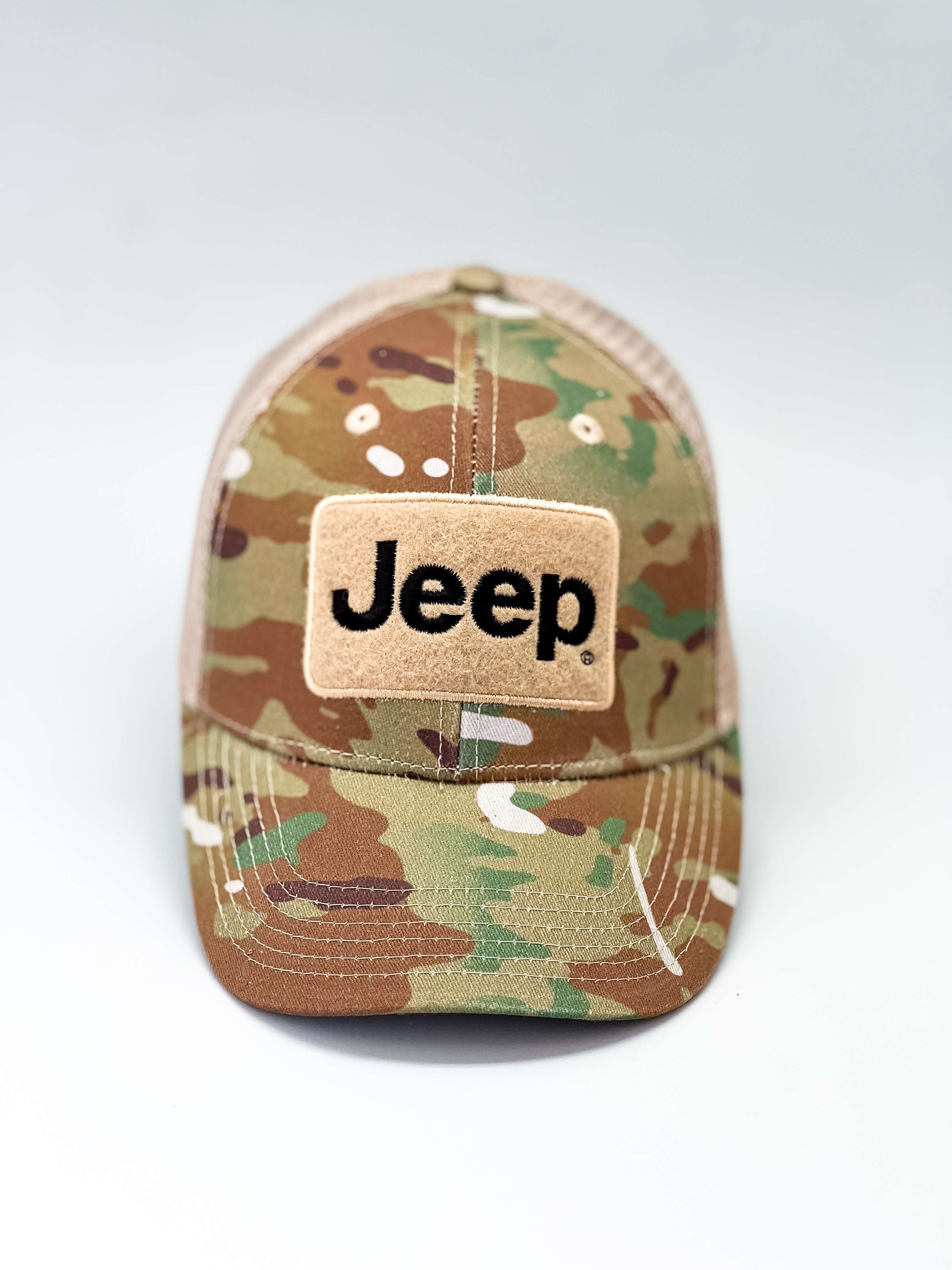 Jockey camuflado con logo en parche (1)