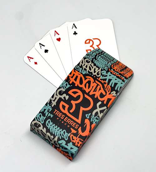 Juego de cartas personalizado (1)
