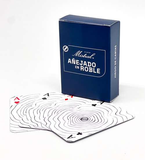 Juego de cartas personalizado (2)