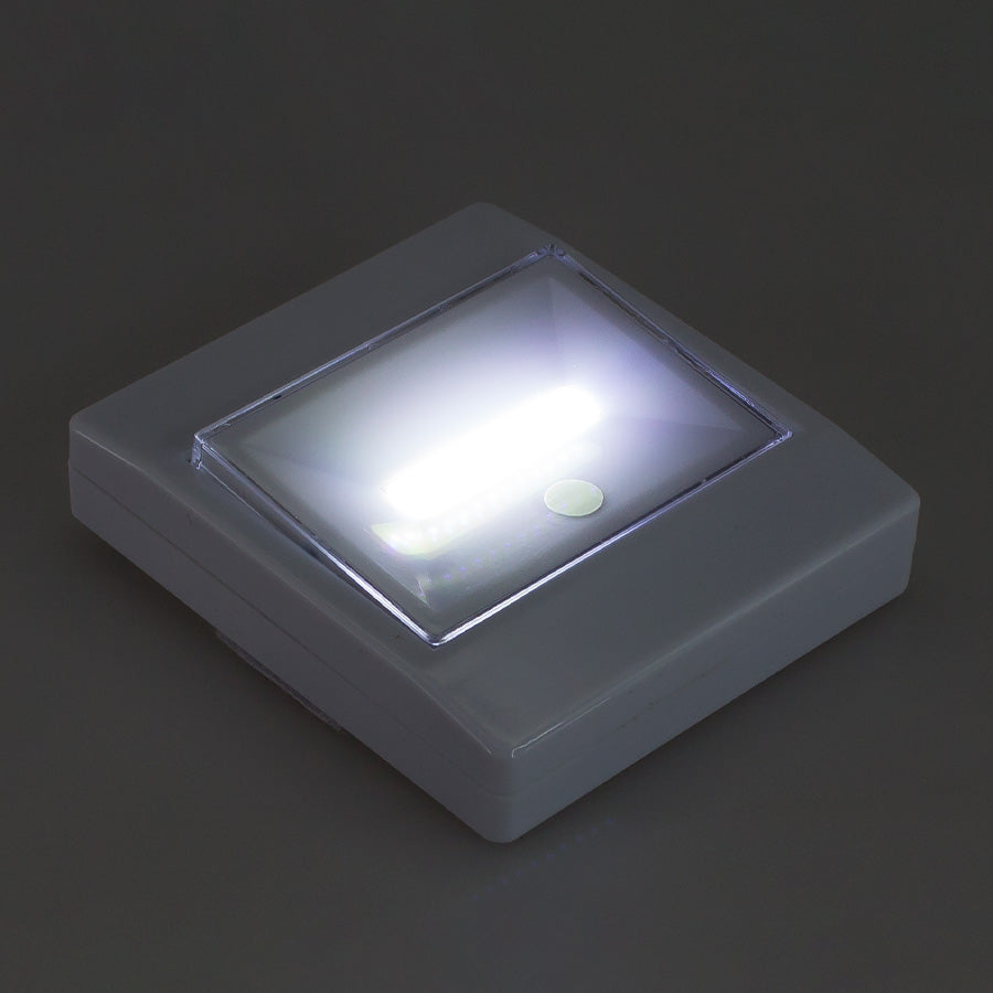 Luz LED de Emergencia (4)