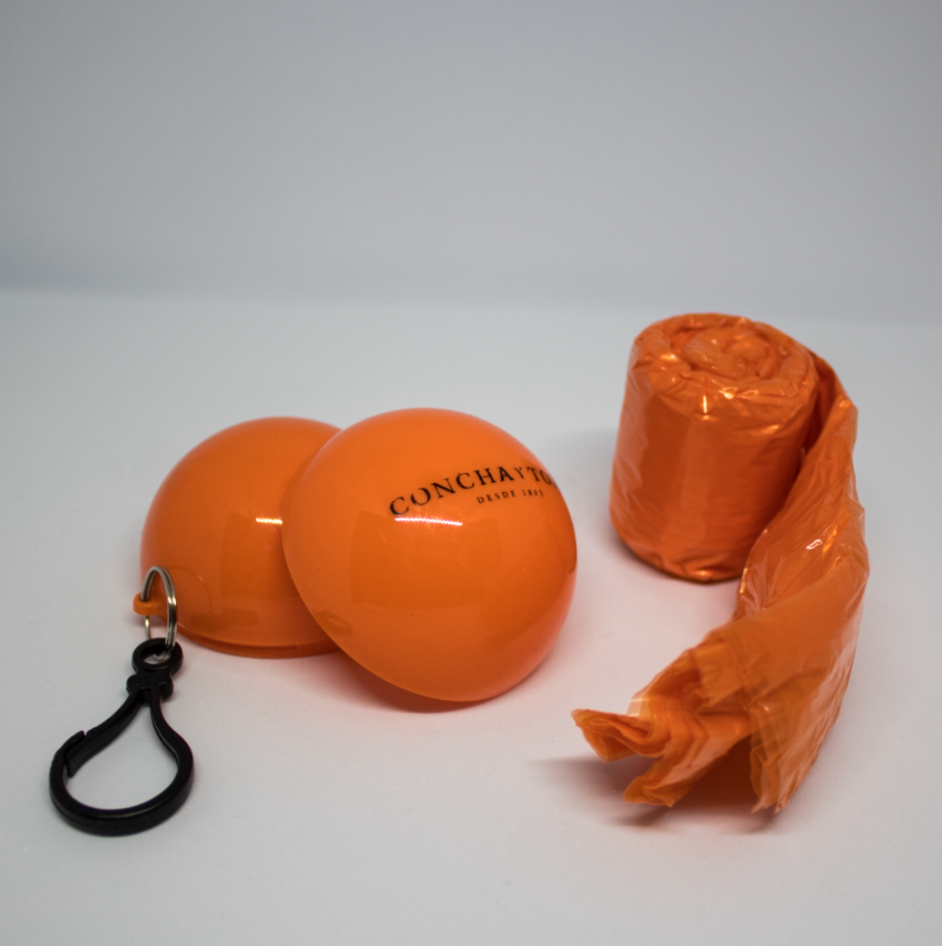 Llavero capa de lluvia (2)