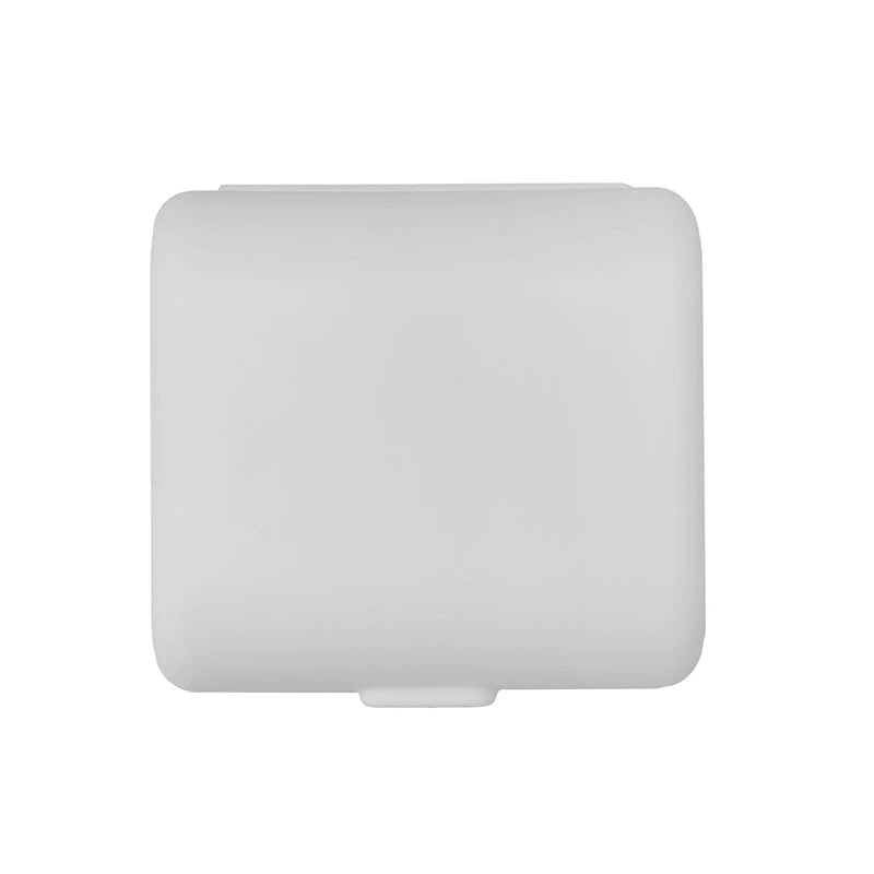 World Travel Adaptor / Blanco / Blanco