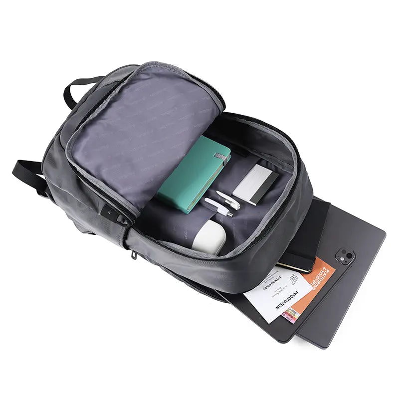 Mochila Sack / Gris Oscuro / Gris Oscuro / Poliestileno