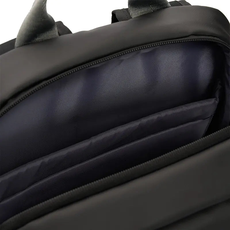 Mochila Laufen / Negro / Negro / Poliestileno