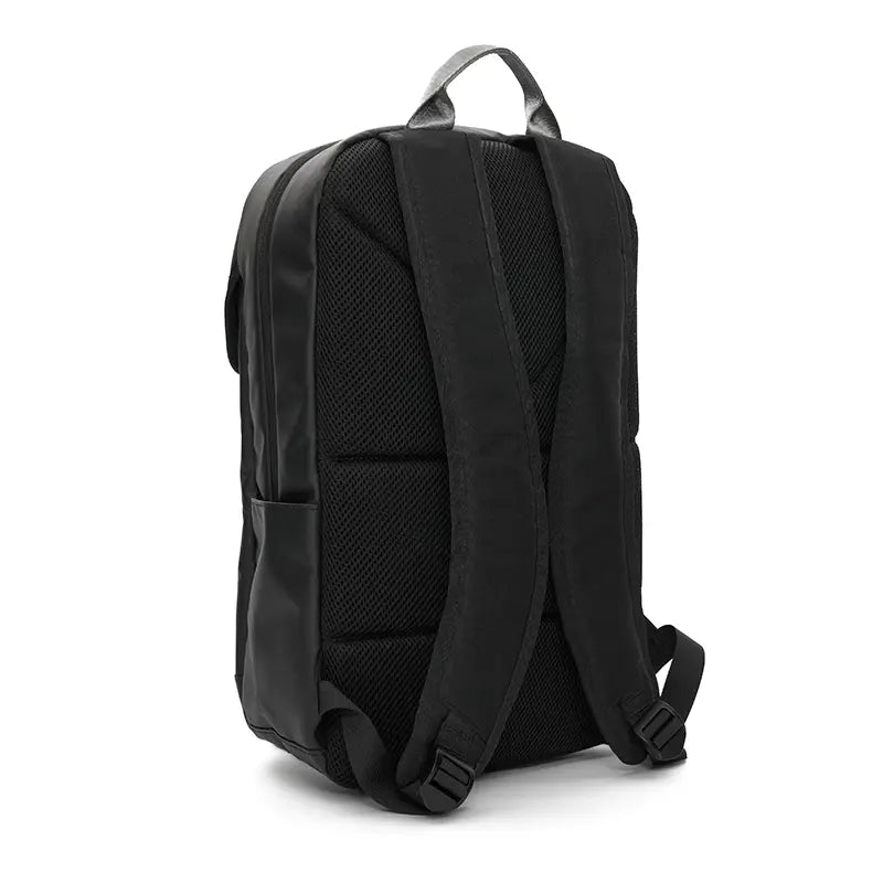 Mochila Laufen / Negro / Negro / Poliestileno