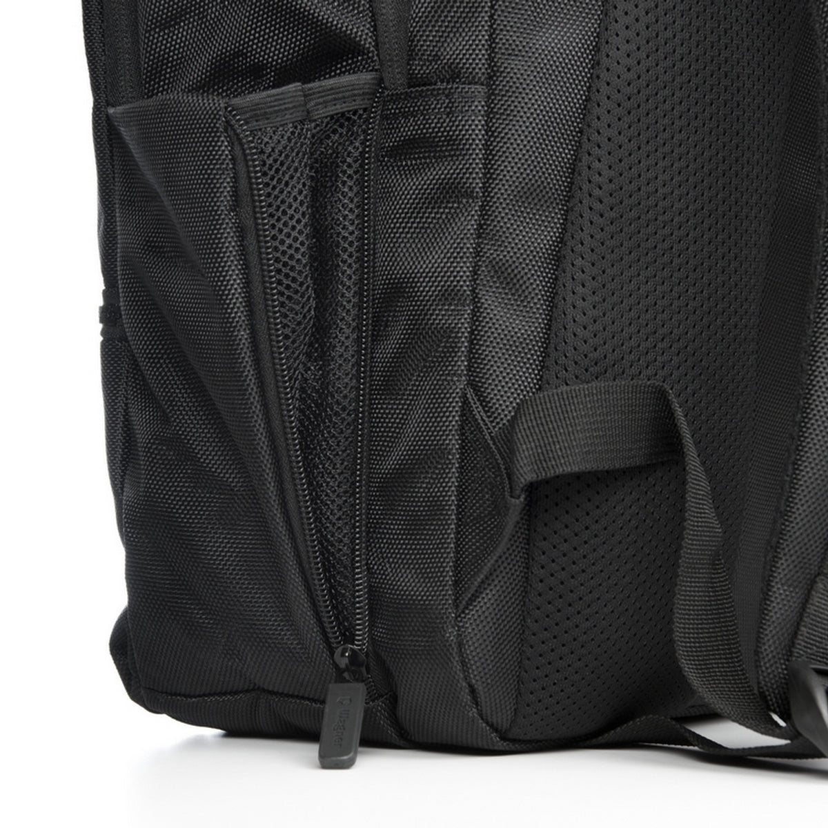 Mochila Osten / Negro / Negro